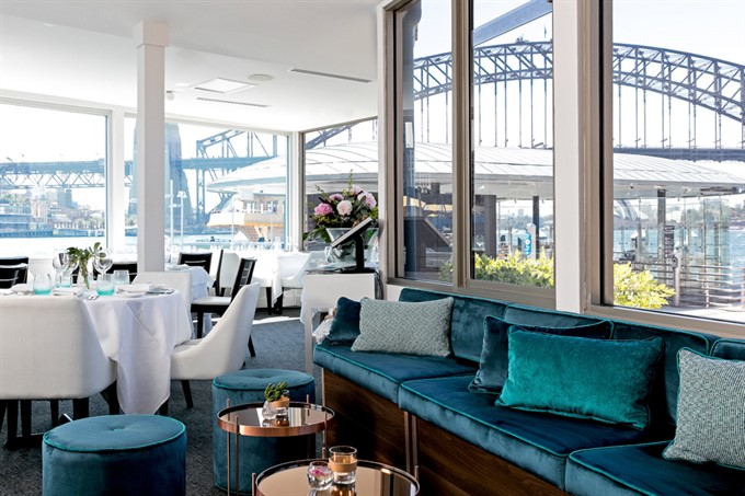Приемные с видом на гавань Сиднея | Ресторан Sails