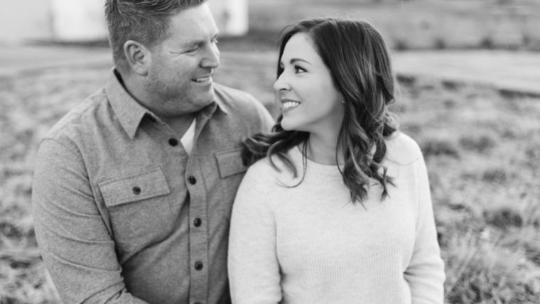 Интервью: свадьба этой невесты была отменена из-за COVID-19 (она еще и организатор свадеб!)