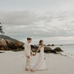 Интимная свадьба на пляже в Таиланде