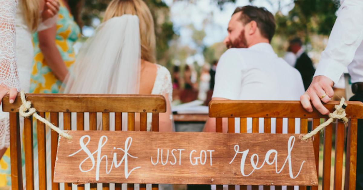 19 самых забавных свадебных знаков, которые мы когда-либо видели