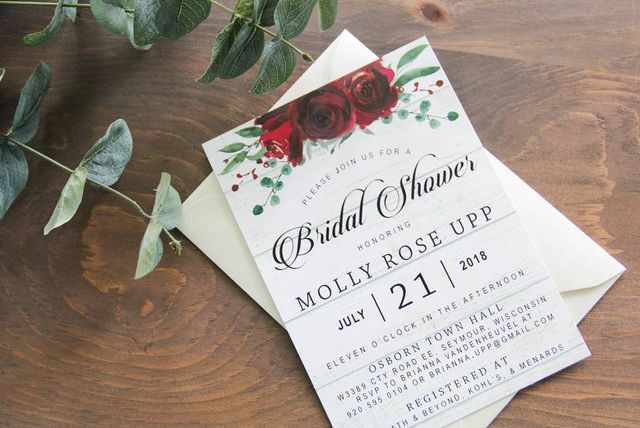 Кого вы приглашаете на свадебный душ?