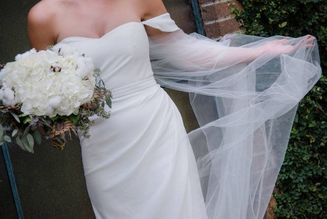 Открытие свадебной вуали: все, что вам нужно знать об этом свадебном аксессуаре