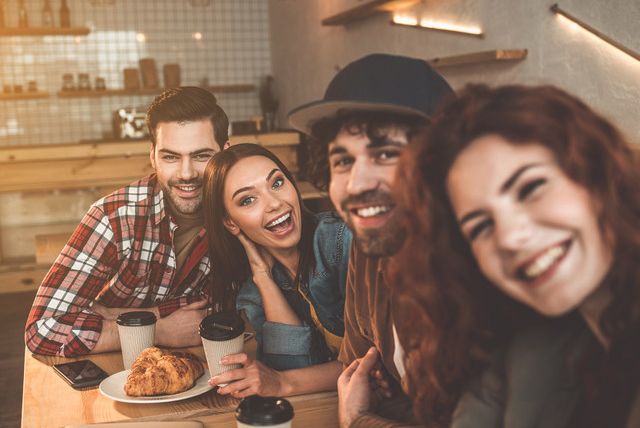 Если вам и другой паре сделана вакцина, сможете ли вы снова пойти на двойное свидание?