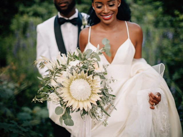 30 летних свадебных букетов, наполненных цветом