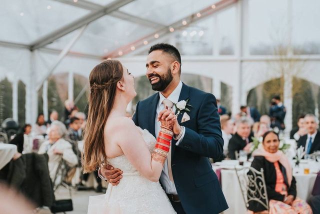 Как выбрать не клише, совершенно уникальную песню для первого танца