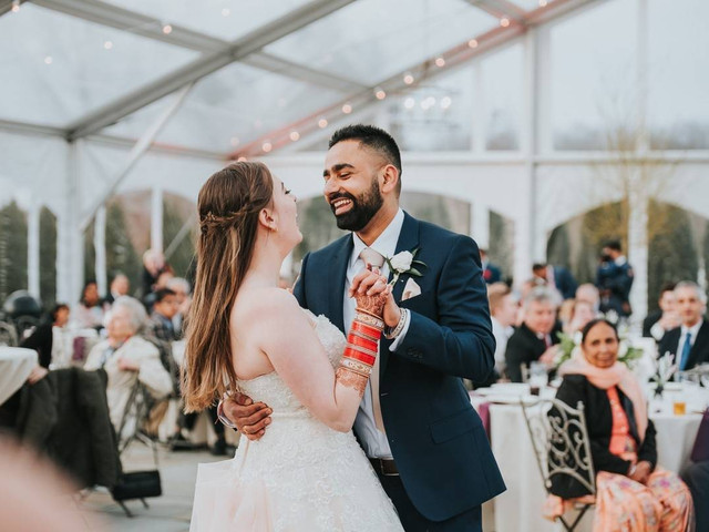 Как выбрать не клише, совершенно уникальную песню для первого танца