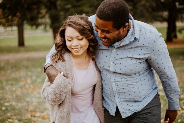 7 этапов взаимоотношений, которые должны произойти, прежде чем вы начнете помолвиться