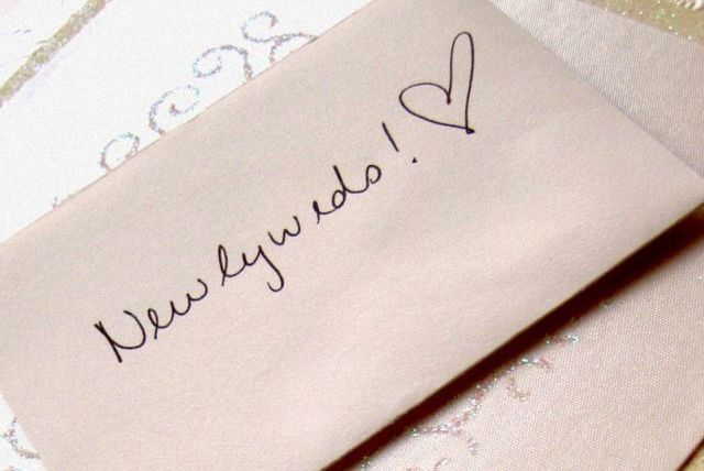 9 вещей, которые НЕ следует включать в свадебный реестр