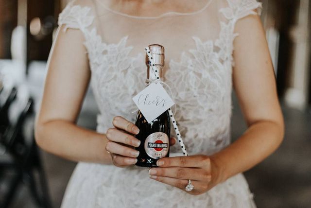 15 модных идей свадебных напитков, которые можно добавить на доску Pinterest