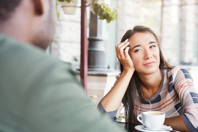 Что делать, если вашим друзьям не нравится ваш значимый друг