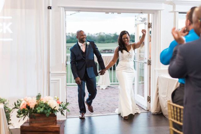 35 свадебных приемов Grand Entrance Song Ideas от экспертов