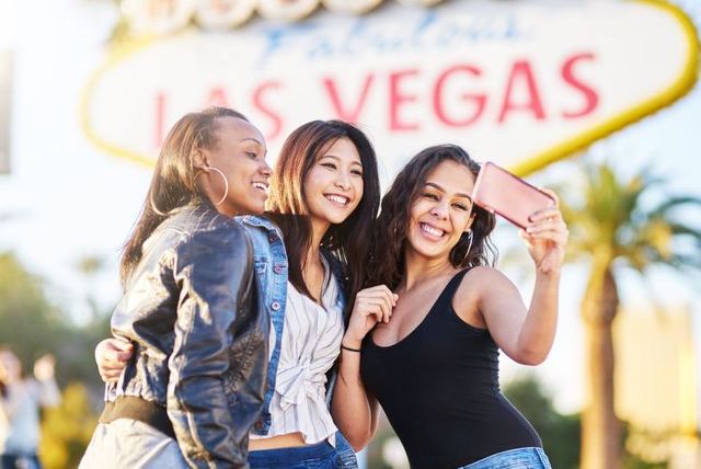 Your Guide to Planning the Ultimate Las Vegas Bachelorette Party