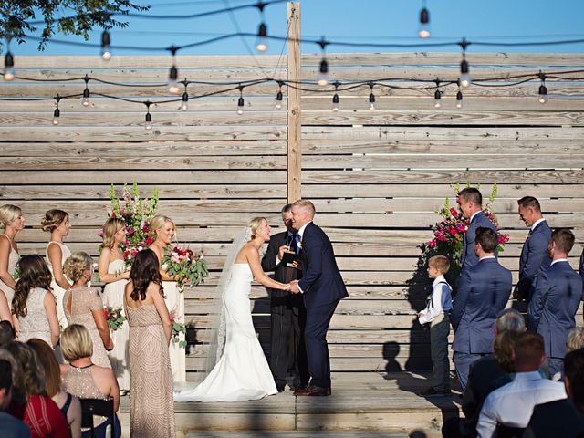 Как писать свадебные клятвы: руководство для прокрастинатора