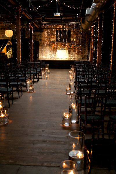 Свадебная аллея, украшенная свечами