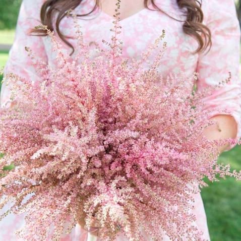 Свадебный букет из розовых цветов - фото 5