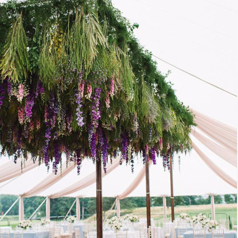 Свадебные украшения под потолок — фото 9