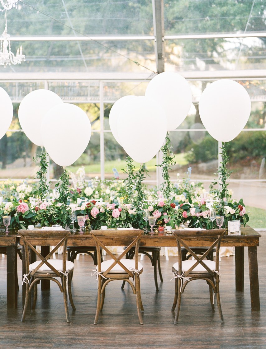 Как использовать воздушные шары на свадьбе — фото benqphotography