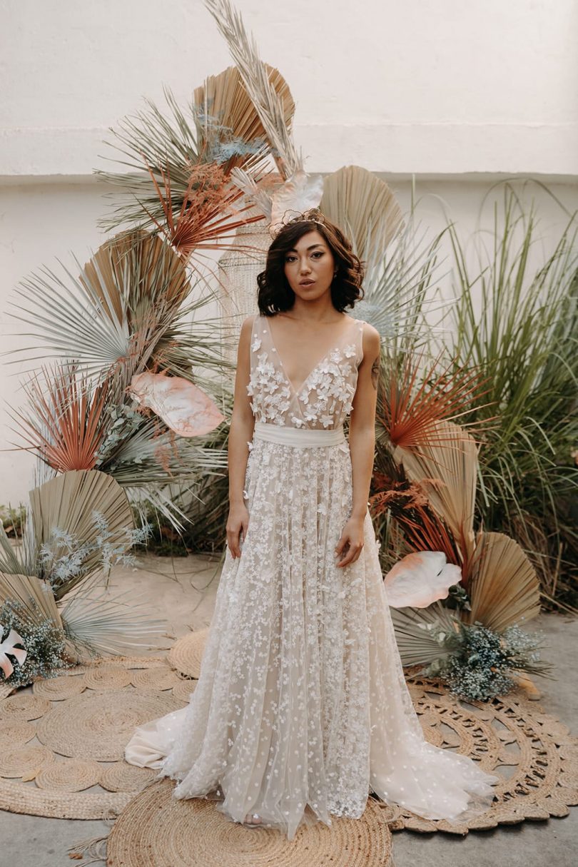 Alma Real - Свадебные платья - Коллекция 2021 - Фото: The Quirky - Свадебный блог: Босоногая невеста