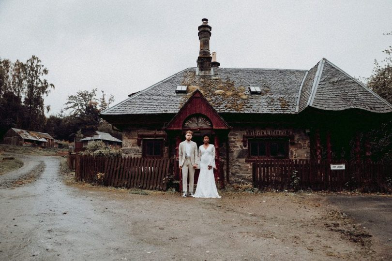 Маленькая свадьба в Шотландии - Фото: Blossom and Co - Свадебный блог: Босоногая невеста