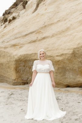 Примерка свадебного платья дома с Кристиной Сфез - Примерка дома - Свадебный блог: Босоногая невеста