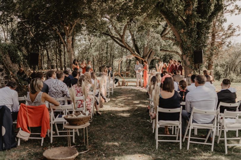 Загородная свадьба в Шато-де-Буа-Риго в Оверни - Фото: Кларисса и Иоганн - Свадебный блог: Босоногая невеста