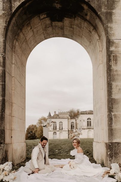 свадьба в замке Château de la Mercerie в Шаранте - Фото: Alchemia Weddings - Свадебный блог: Босоногая невеста