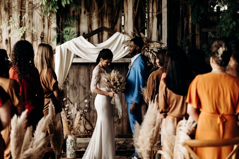 Свадьба в Ferme du Prieuré в Ивелине - Фото: Мелоди Барабе - Свадебный блог: Босоногая невеста