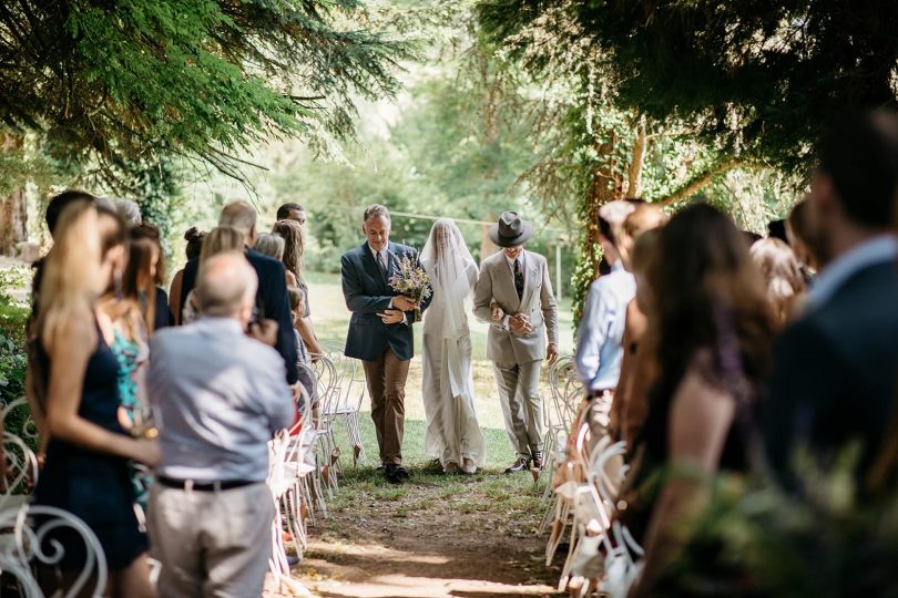 Свадьба небольшого комитета в замке Фретуа в Бургундии - Фотографии: Lifestories Wedding - Свадебный блог: Босоногая невеста