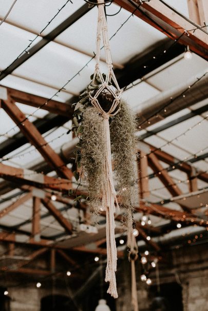 Индустриальная и бохо-свадьба на складе - Фото: Pinewood Weddings - Свадебный блог: The Barefoot Bride