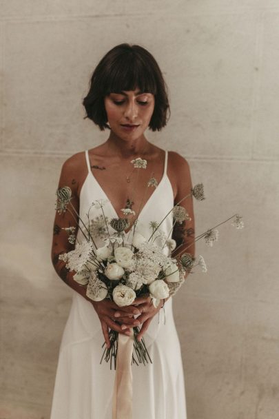 Минималистская свадьба в белом - Фото: Сэнди Болото - Свадебный блог: The Barefoot Bride